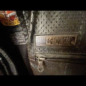 Size small leather Harley Davidson jacket